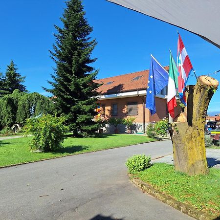 Вилла Casa Matilde Лейни Экстерьер фото